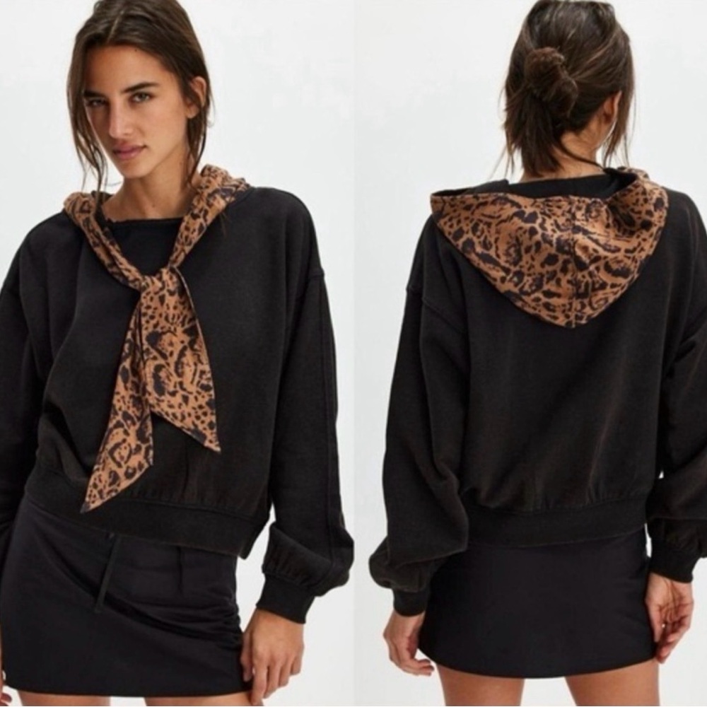 NWT Cheetah Scarf Hoodie Small Semi Cropped Terry Leopard Print $128